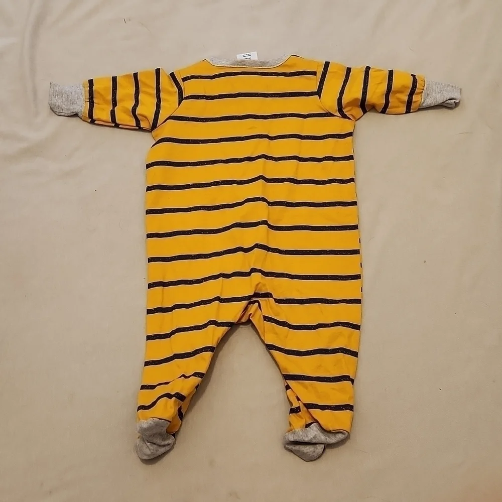 Newborn boy bundle- Baby Gap, carter's,  Old Navy onesies,  sweater